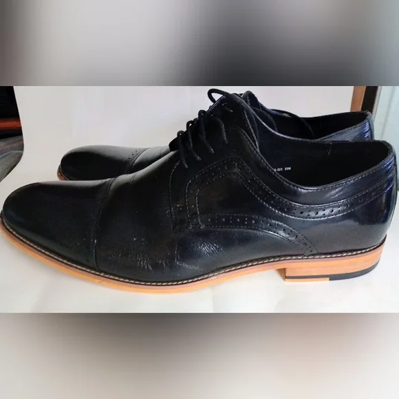 Stacy Adams Black Oxfords with Tan Accents - Picture 3 of 4